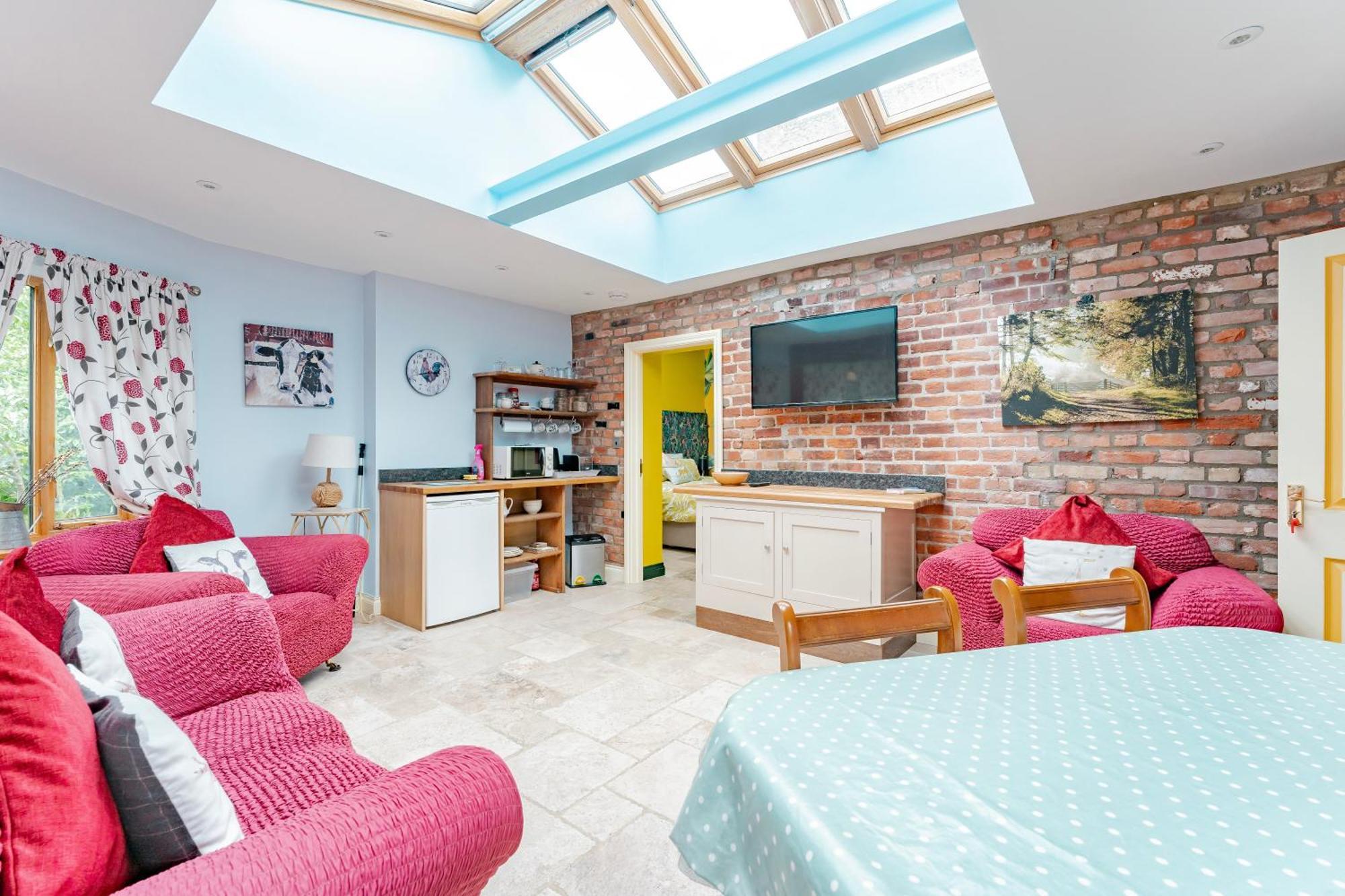 The Orangery - Bnb Suites Thurning  ภายนอก รูปภาพ